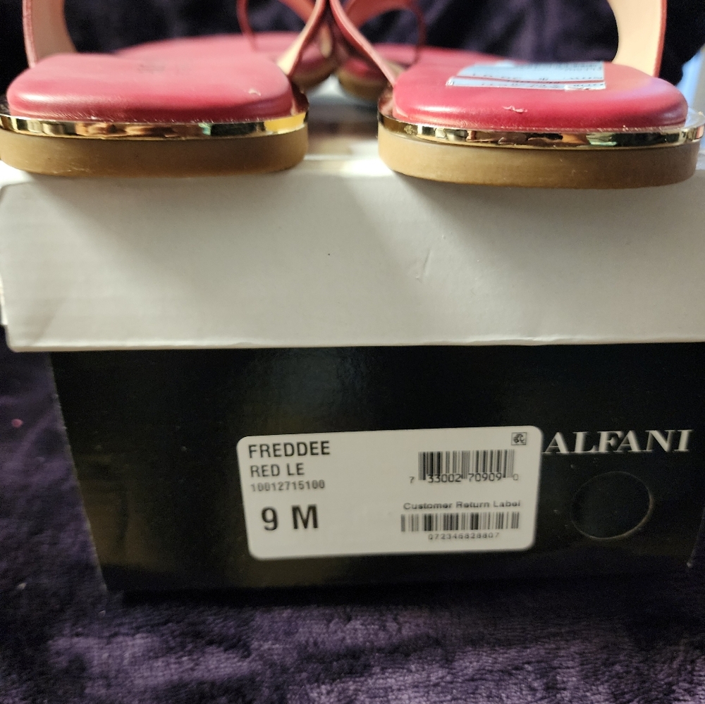 Alfani Red Leather Toe-Loop Slide Sandals - Picture 3 of 3
